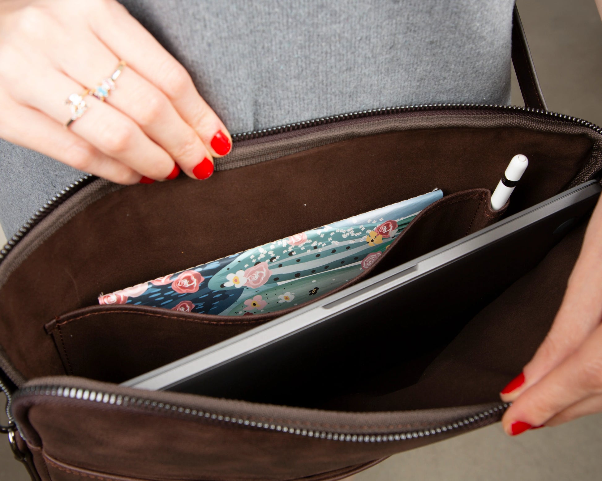 AWE Genuine Leather Sleeves Brown