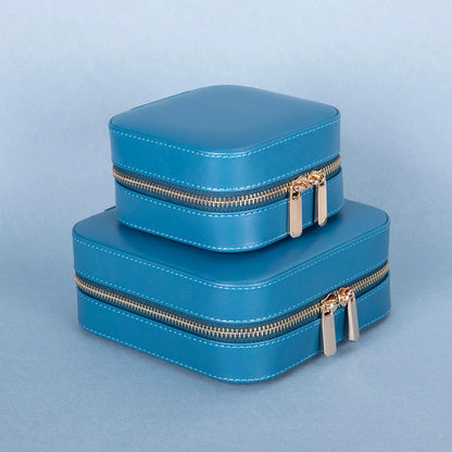 Amanda Lederen Sieradendoos, Medium