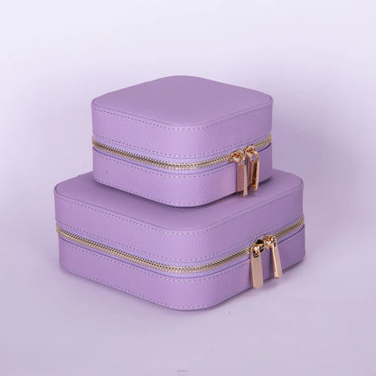 Amanda Lederen Sieradendoos, Medium