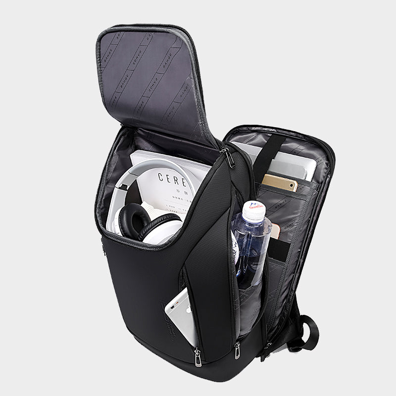 Achterzijde van de laptoprugzak met comfortabel draagvlak