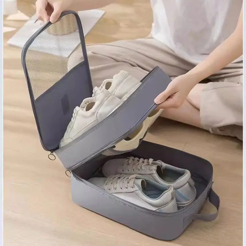Ruime reisschoenentas voor meerdere paren schoenen