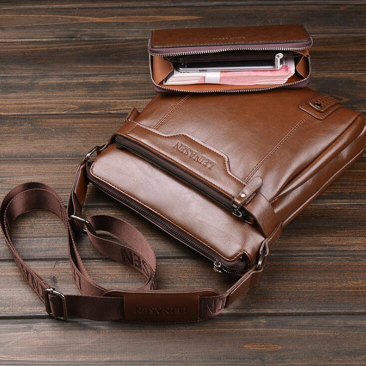 Heren schoudertas schuin gedragen als comfortabele crossbody tas