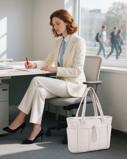 Handige tote tas met ruimte voor laptop, documenten en accessoires